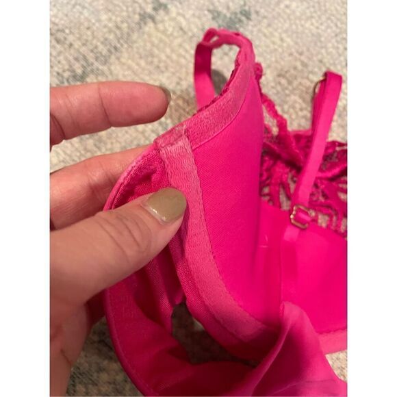 Victoria Secret very sexy push up without padding bra pink lace size 36D - Picture 6 of 6